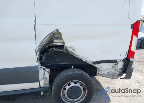 2015 Ford Transit-250 z USA, uszkodzony, nr VIN 1FTNR1CM2FKB18144